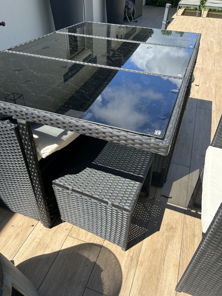 Table et fauteuil de jardin 250 Janville-sur-Juine (91)