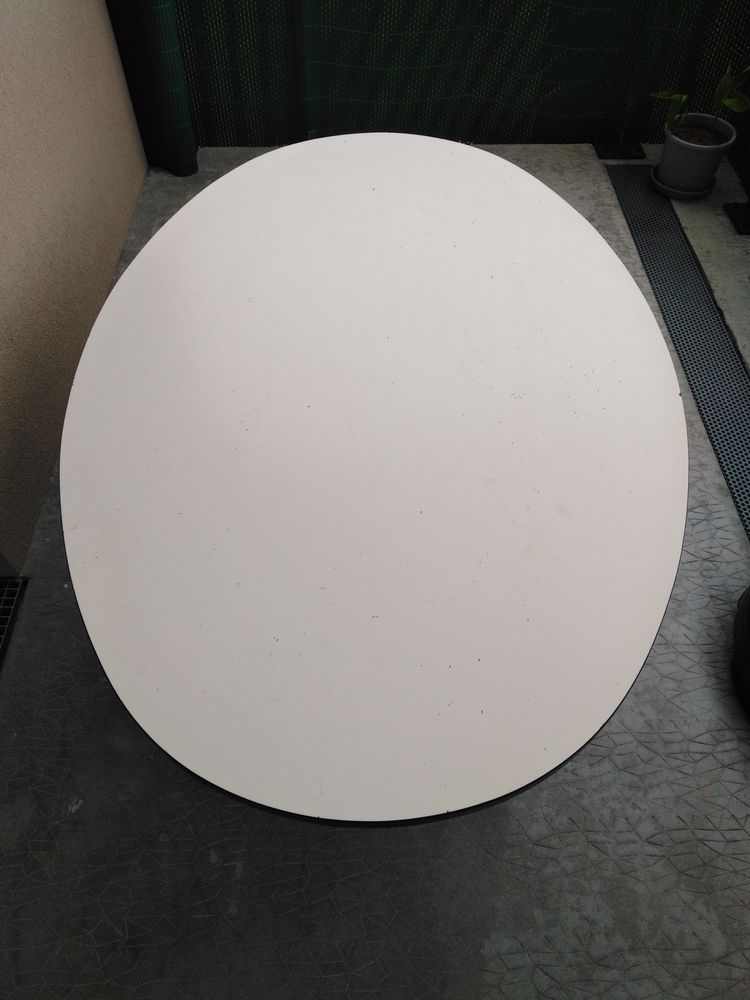 Table / Fauteuil / Meuble 140 Charolles (71)