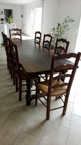 Table de ferme et 8 chaises 600 Cambrai (59)