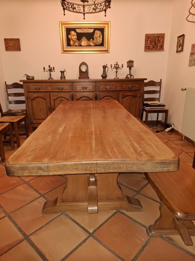 Table de ferme monast�re avec banc 1500 Salernes (83)