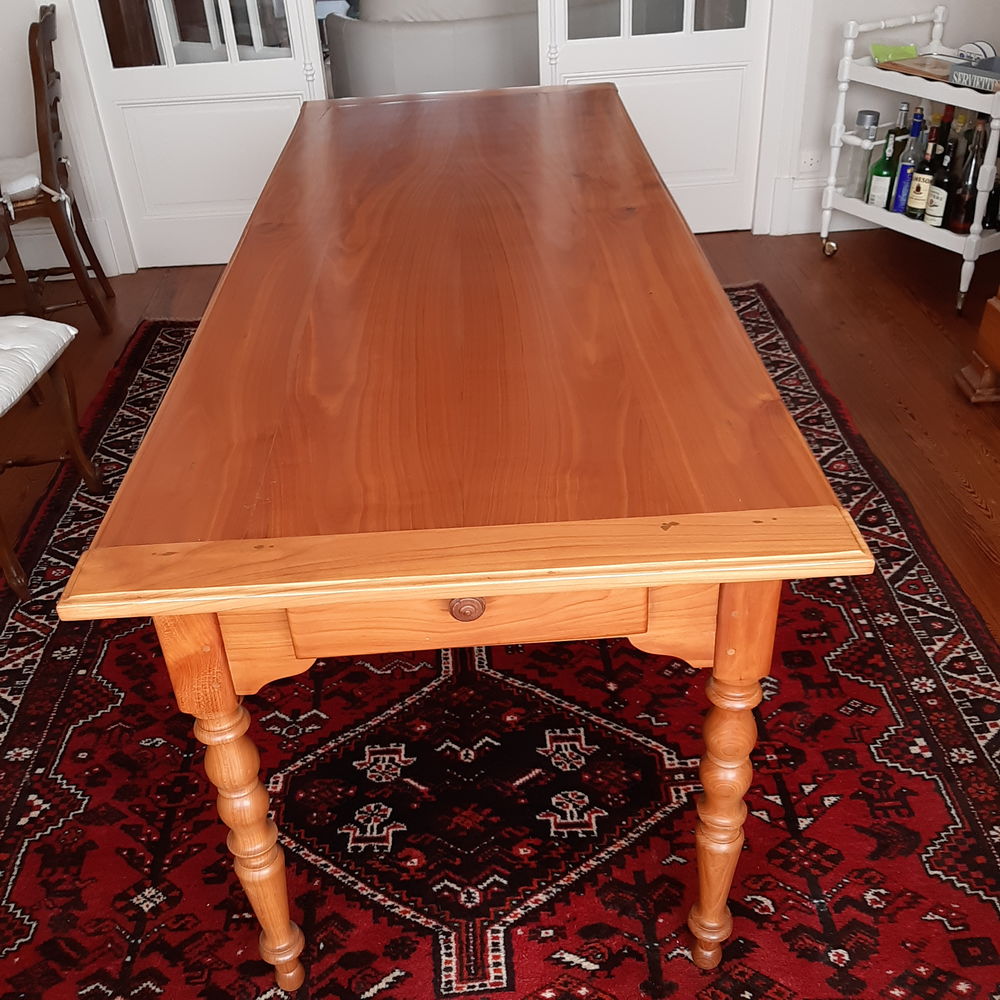 table de ferme 650 Saint-Malo (35)