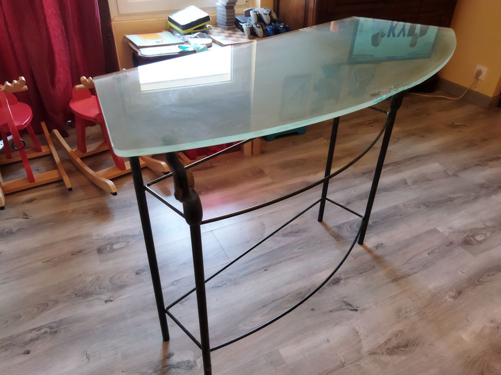 TABLE EN FER FORGE 30� 30 Imbsheim (67)