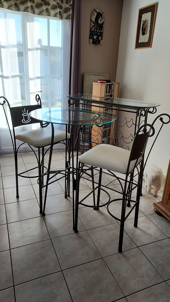 bar et table fer forger 200 Bois-de-C�n� (85)