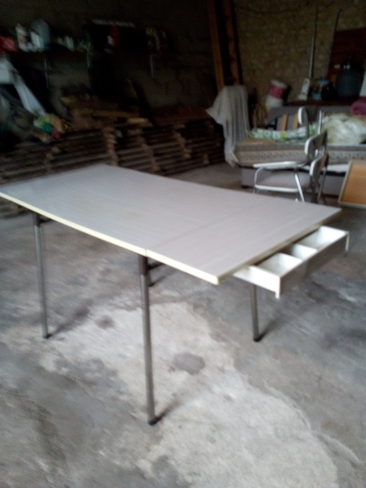  table formica+ chaises vintage (� d�b) 20 Chavenat (16)