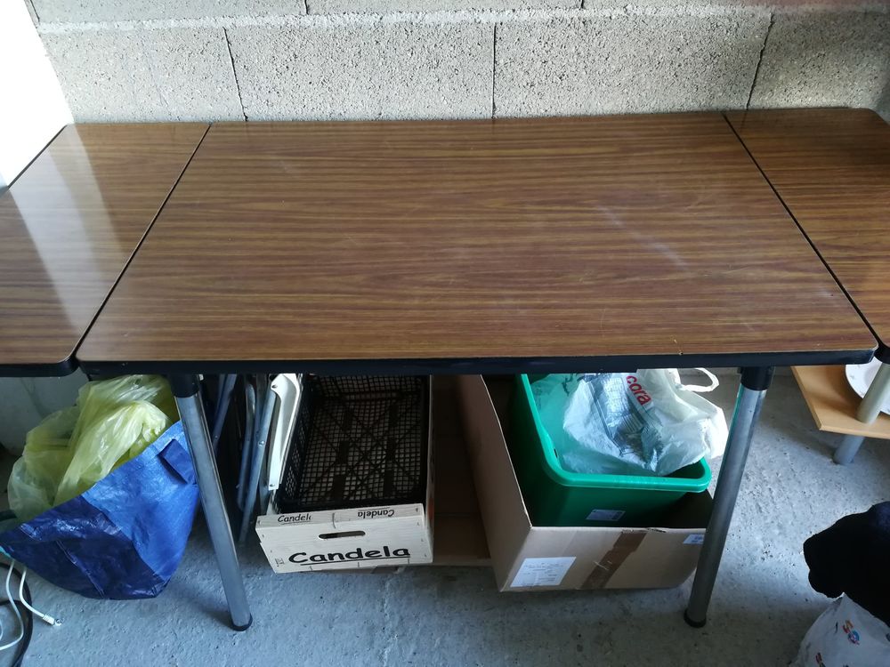 Table en formica 35 Pont-sur-Yonne (89)