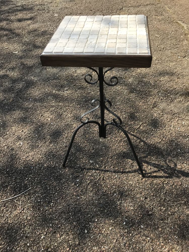 Table Gueridon en pierres naturelles 55 Paris 20 (75)