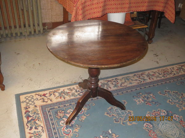 table-gu�ridon 35 Vitry-sur-Seine (94)