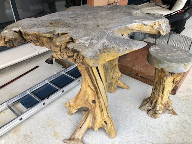 Table haute en bois flott�e 600 Montret (71)