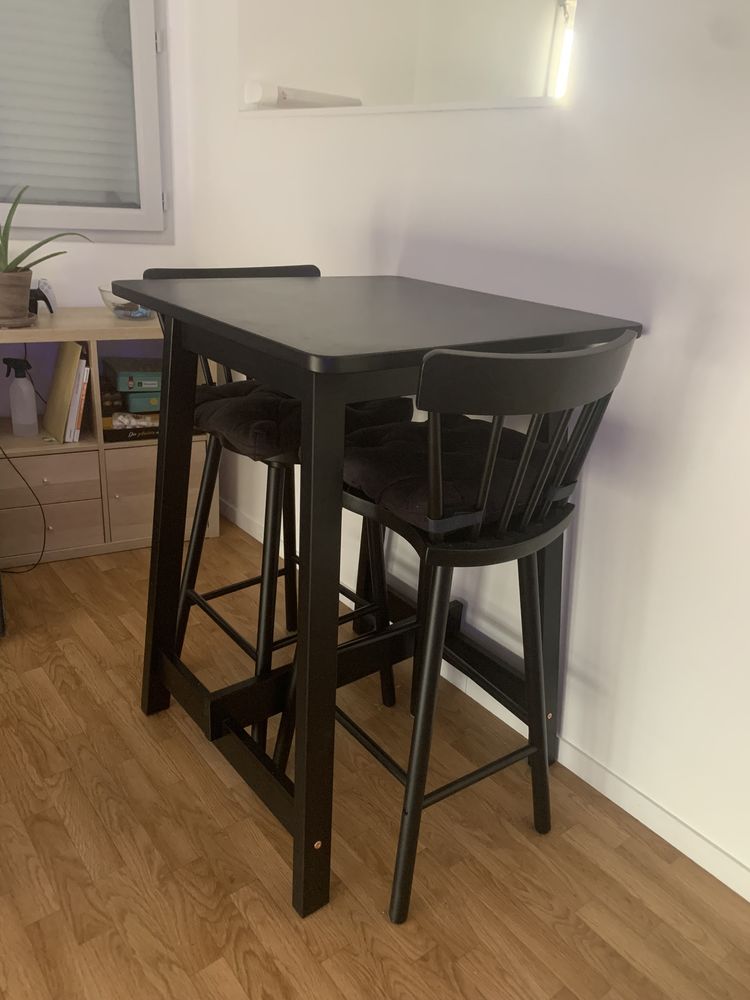 Table haute et ses 2 chaises 200 Servon-sur-Vilaine (35)