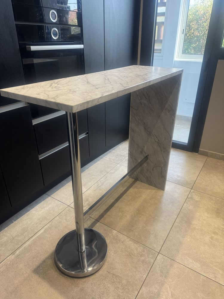 Table haute de bar RICARDO mange-debout 40 Saint-Cyr-sur-Mer (83)