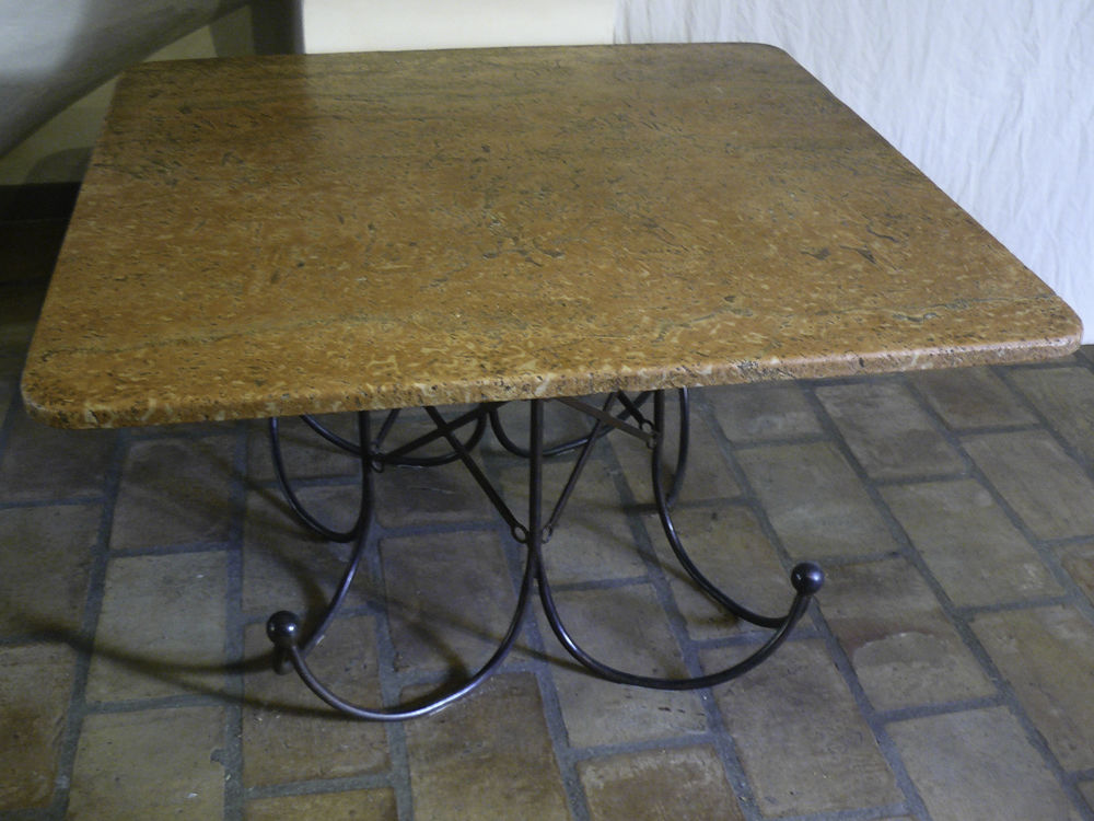 table haute travertin et fer forg� + 4 chaises 0 Lunel (34)