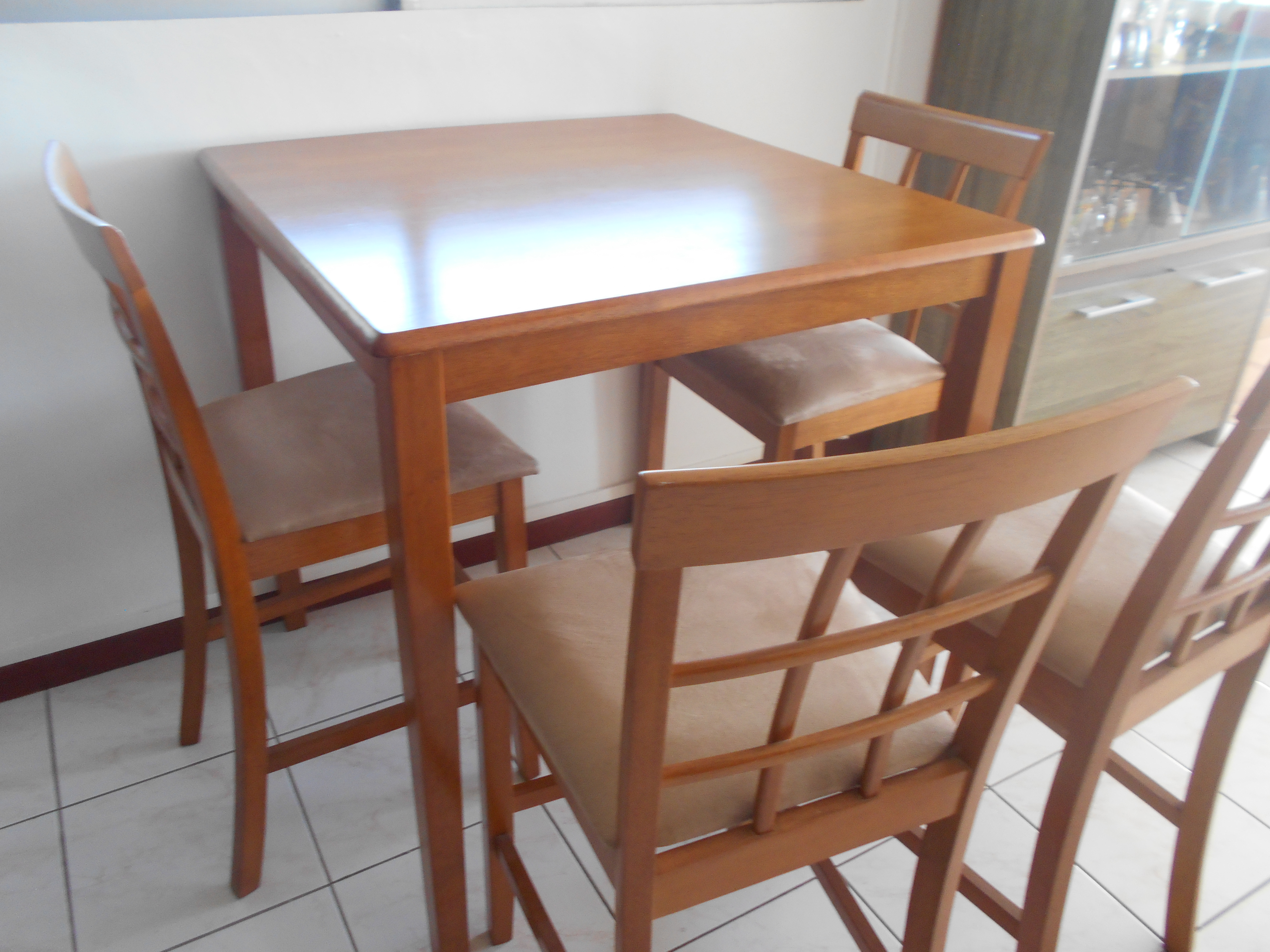 Table haute 150 Saint-Fran�ois (97)