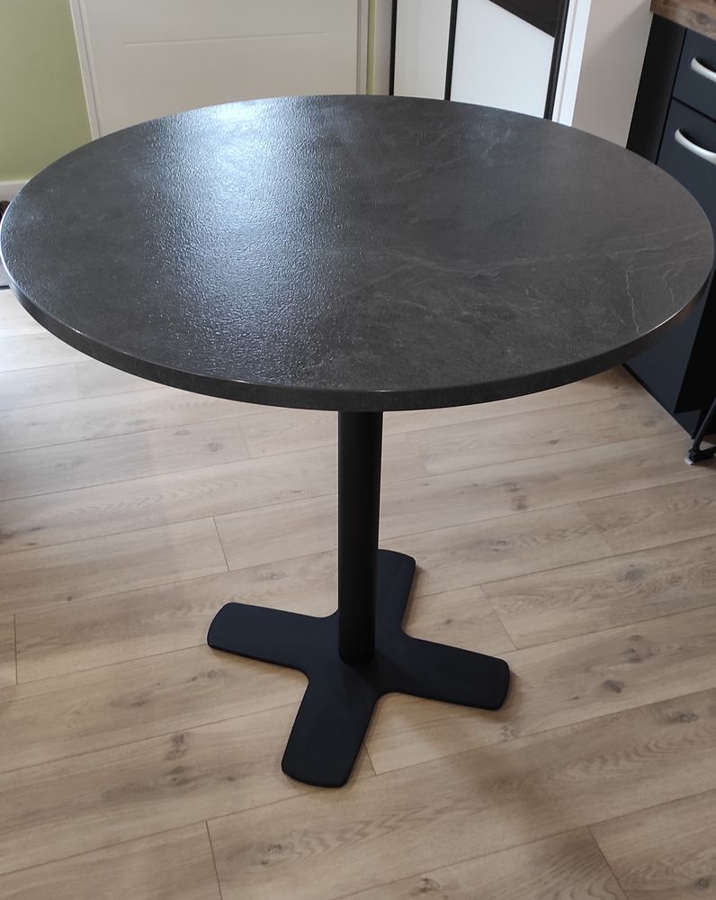 Table haute 60 Bonchamp-l�s-Laval (53)