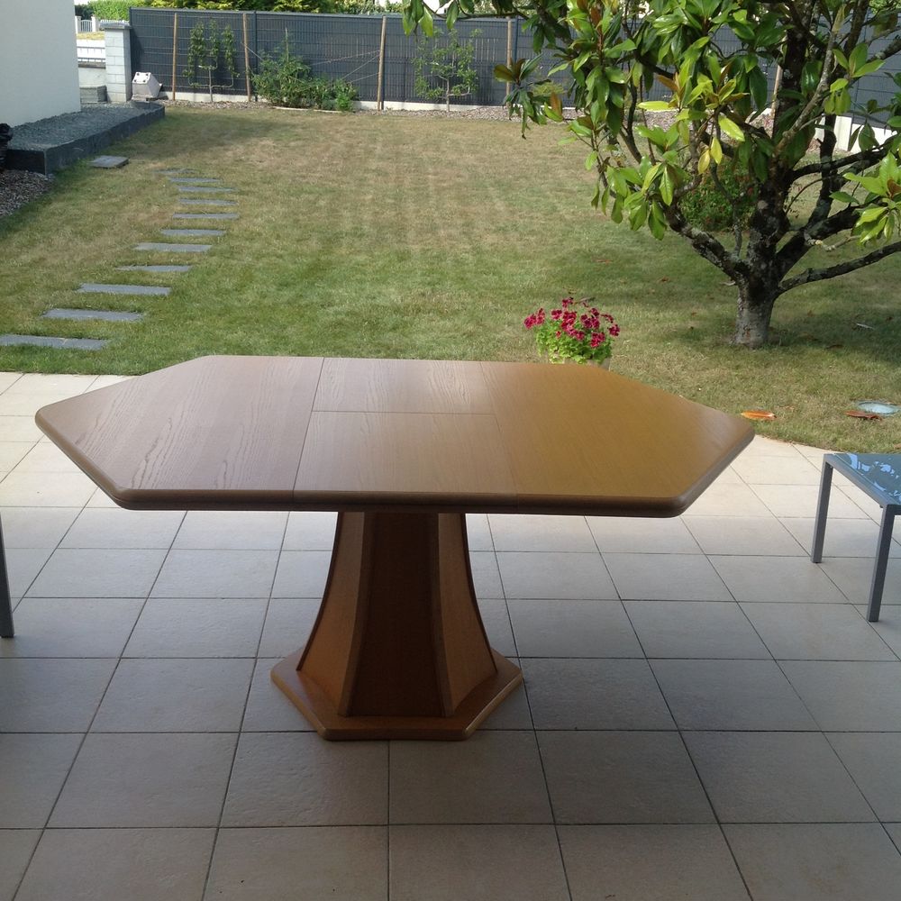 Achetez Table Hexagonale Quasi Neuf Annonce Vente A Azay Le