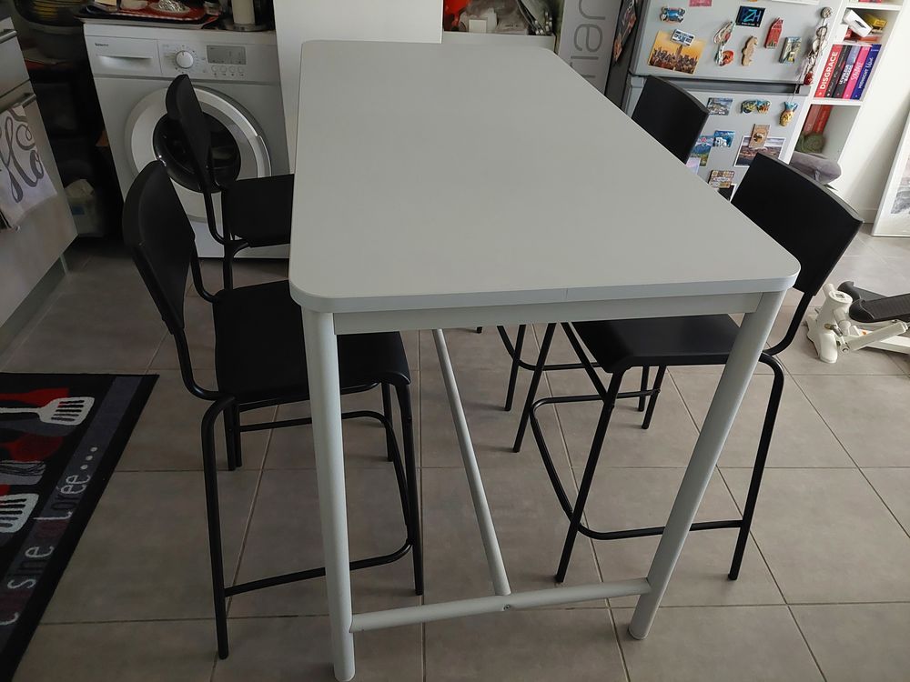 Table de bar IKEA + 4 chaises 120 Fontaines-sur-Sa�ne (69)