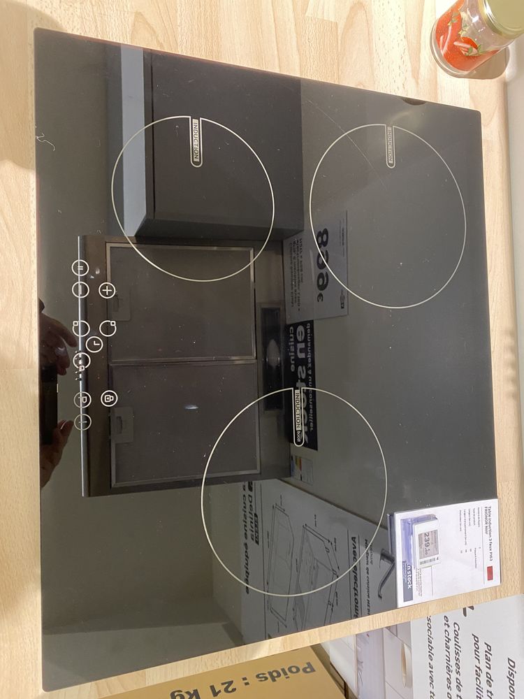 Table induction 3feux PI63 frionor noir, puissance max 4500 200 Chanteloup-en-Brie (77)