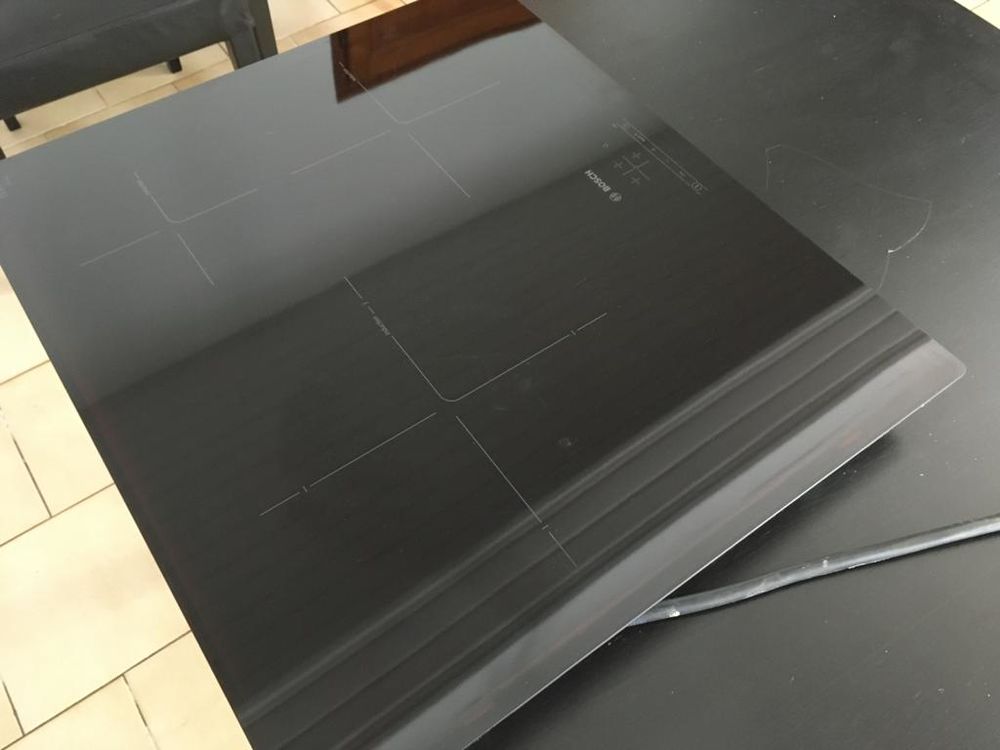 Table d induction Bosch bon �tat garantie jusqu'� 2021 0 Gimont (32)