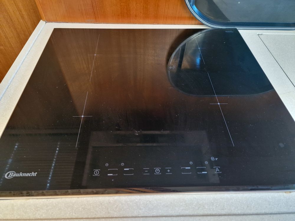 Table induction haut de gamme Bauknecht 150 Castelsarrasin (82)