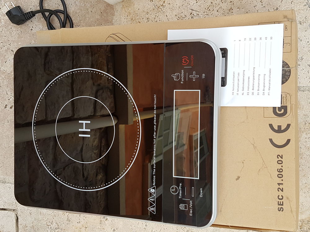 Table � induction 59 Grasse (06)