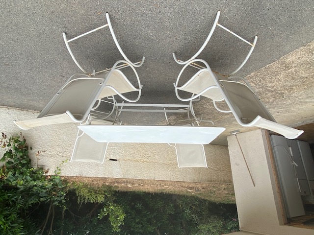 Table de jardin avec fauteuils 150 Cavalaire-sur-Mer (83)