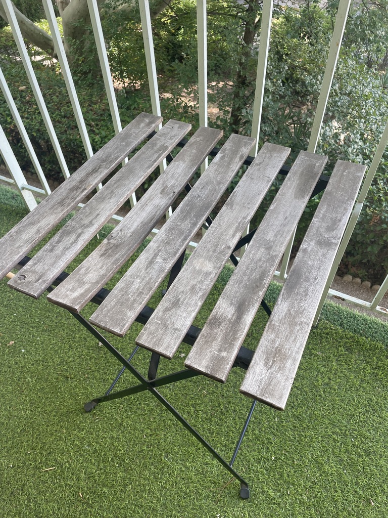 Table de jardin en bois 8 Aix-en-Provence (13)