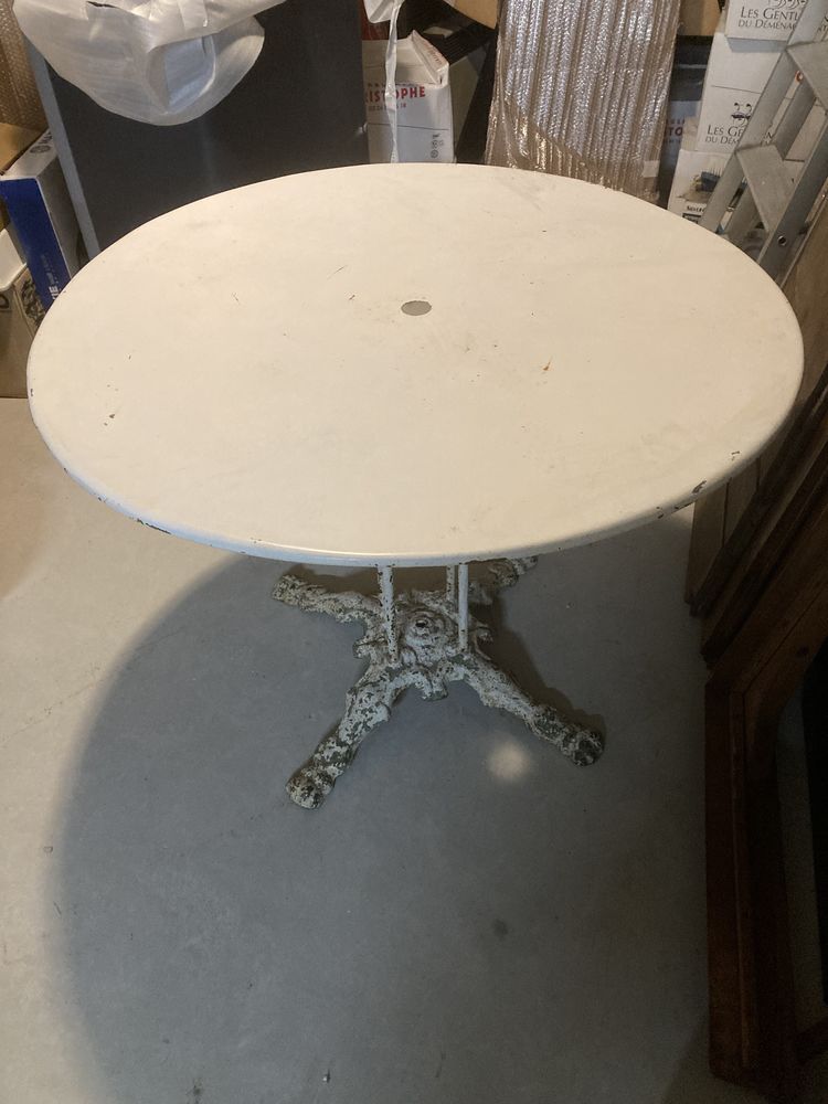 Table de jardin Napol�on III en fer forg� avec pied en fonte 230 Saint-Malo (35)