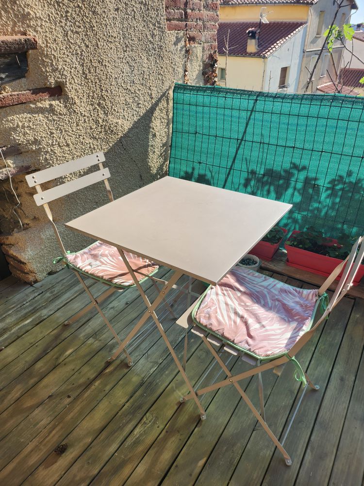 Table de jardin pour 2 personnes 80 Sor�de (66)
