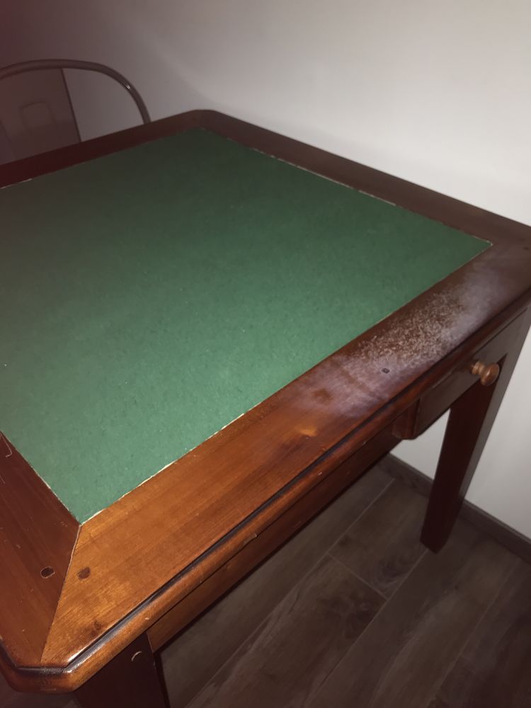 Table  jeux 150 Montpellier (34)