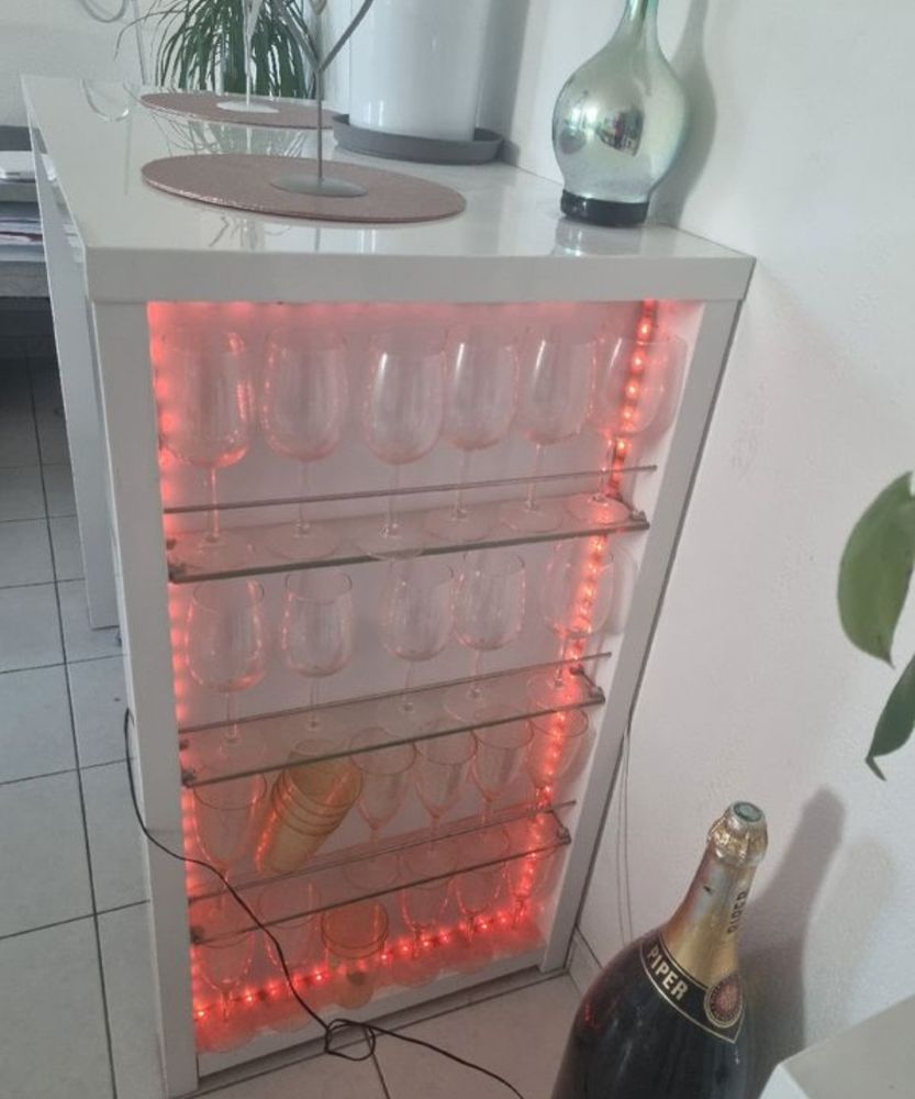 Table laqu�e 70 Mandelieu-la-Napoule (06)