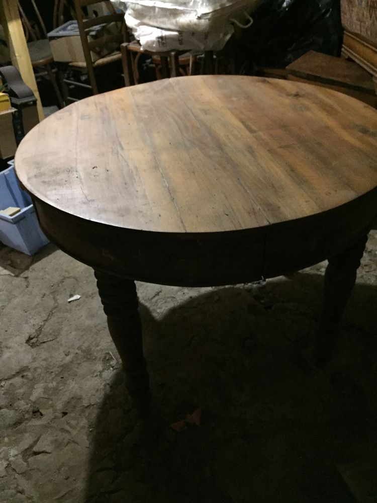 table louis Philippe 190 Aubignas (07)
