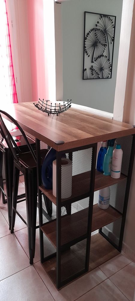 Table mange debout 50 Beauchamp (95)