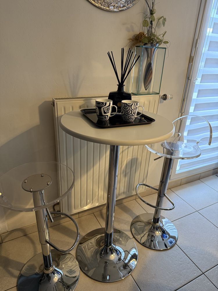 Table mange debout 50 Audun-le-Tiche (57)