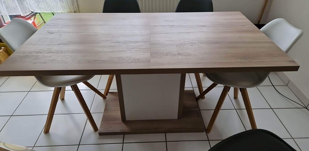 Table � manger avec rallonge - jusqu'� 8 personnes 250 Chamb�ry (73)