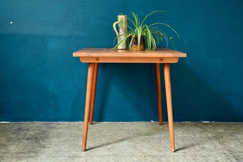 Table � manger de bistrot carr�e en bois massif  vintage 390 Wintzenheim (68)