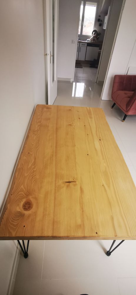 Table � manger bois massif 180 Groslay (95)