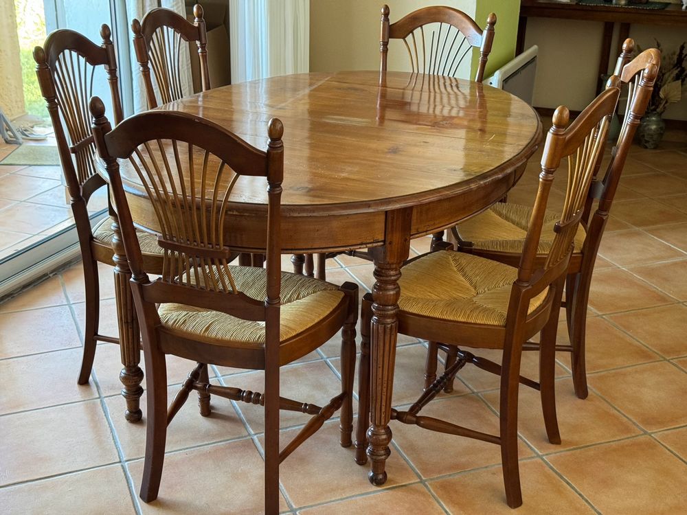 Table � manger bois massif 600 Roquefort-la-B�doule (13)