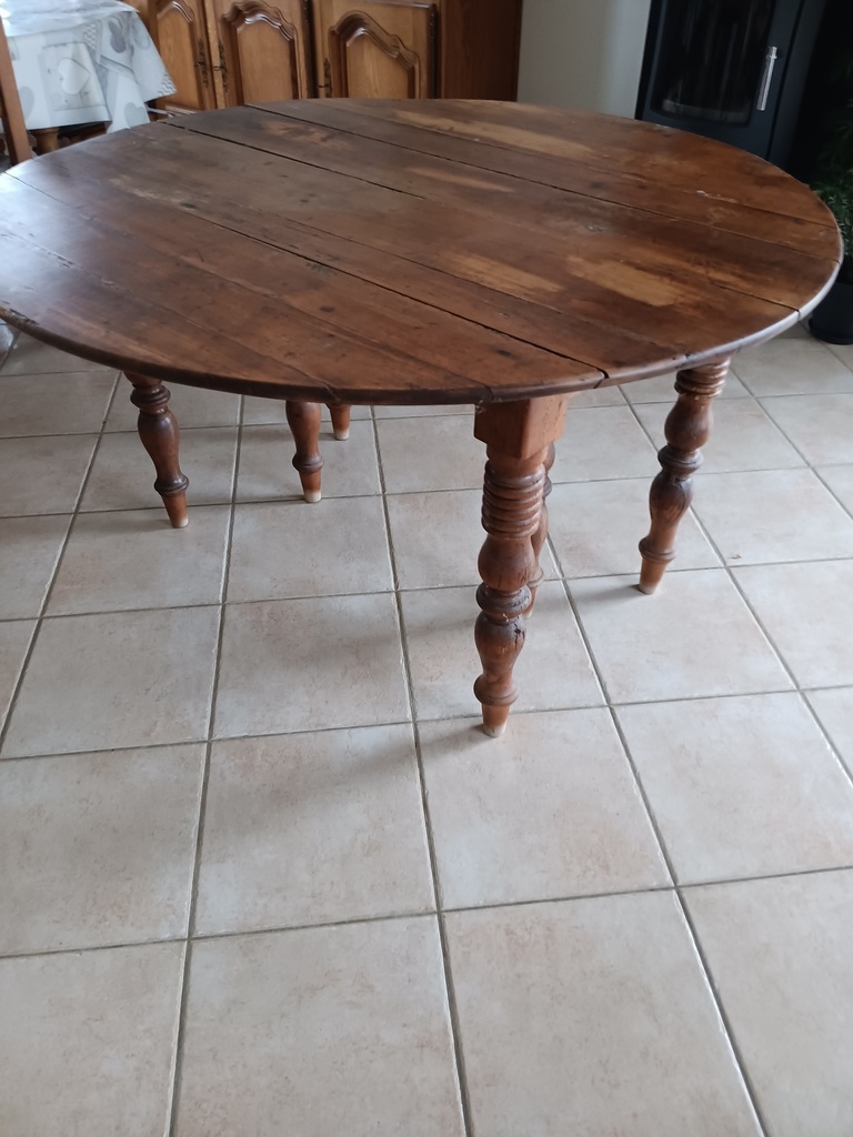 Table � manger bois rustique 450 Wirwignes (62)