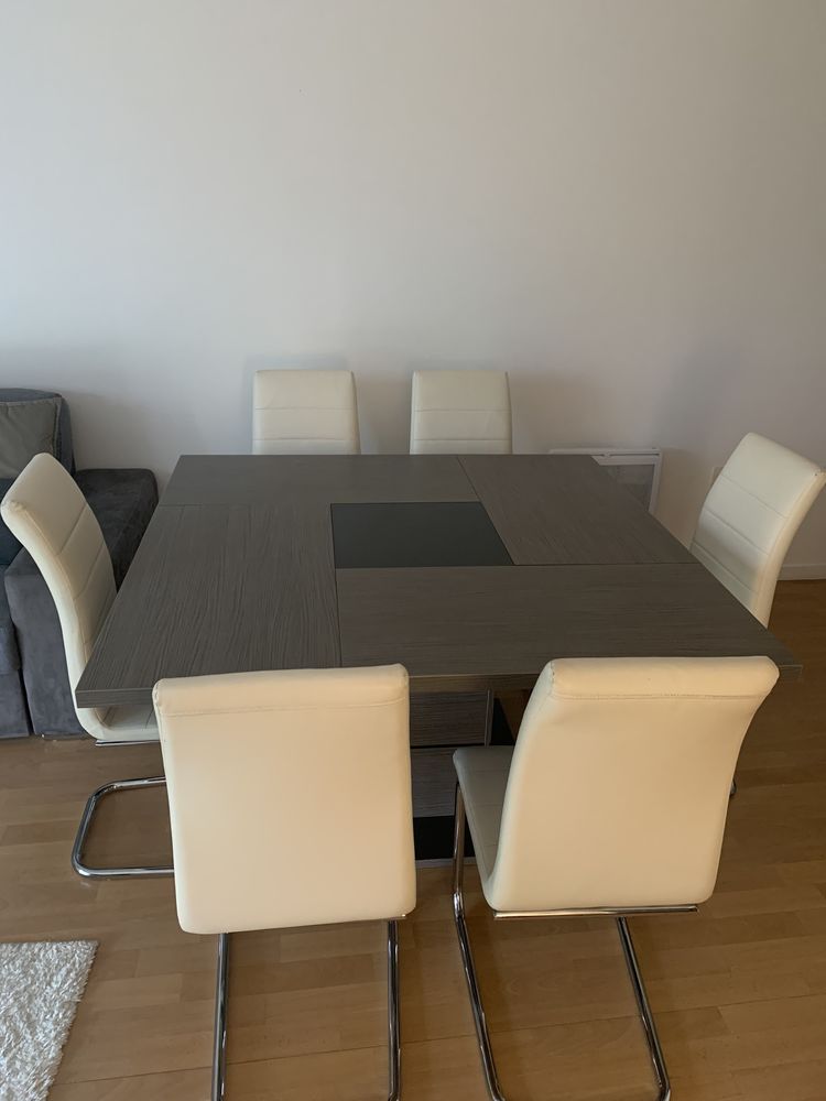 Table � manger carr� 250 Langueux (22)