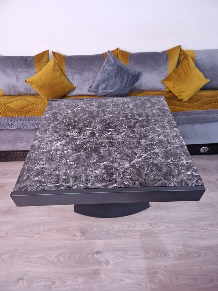 Table � Manger Extensible Effet Marbre Noir - Pied Centrale 270 Meudon La Foret (92)