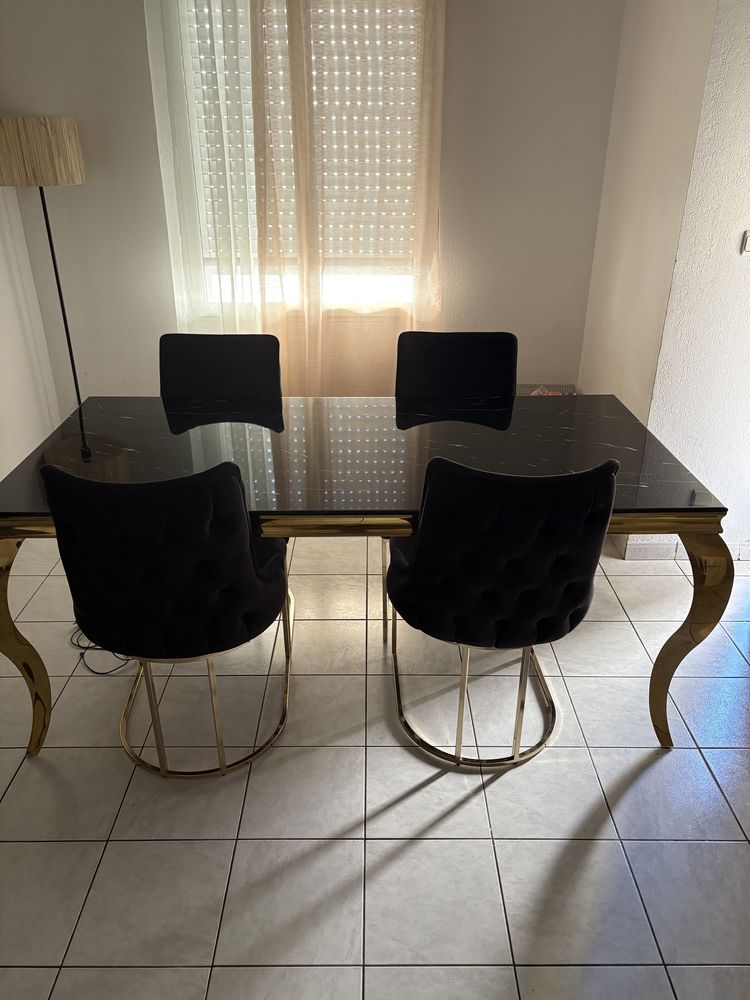 Table � manger ( en marbre) 550 Marseille (13)