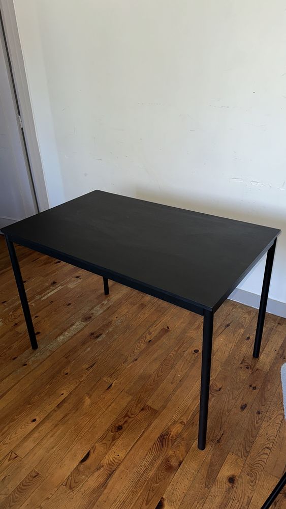 table �  manger noir 30 Saint-Etienne (42)