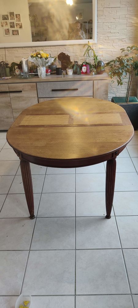 Table � manger 10 places 390 Ozoir-la-Ferri�re (77)