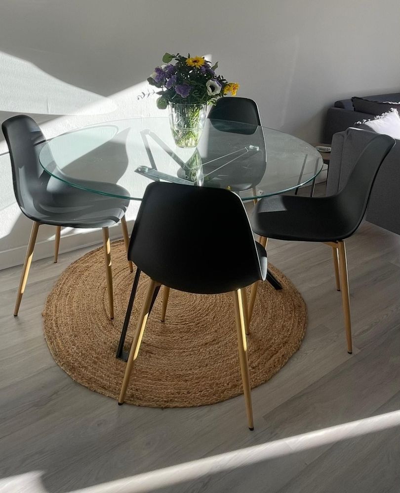 Table � manger ronde en verre + chaises 150 Les Sables-d'Olonne (85)