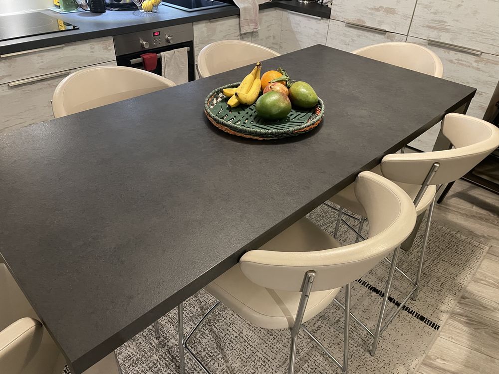 Table � manger style bar avec six chaises 500 Paris 16 (75)