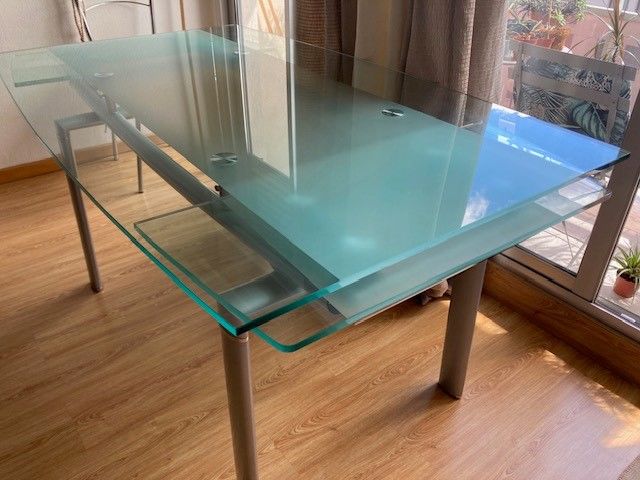 Table � manger en verre avec rallonges extensibles 150 Thorigny-sur-Marne (77)