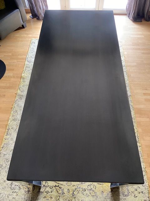 Table a manger 550 Ville-la-Grand (74)