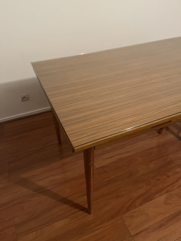 table � manger 50 Thiais (94)