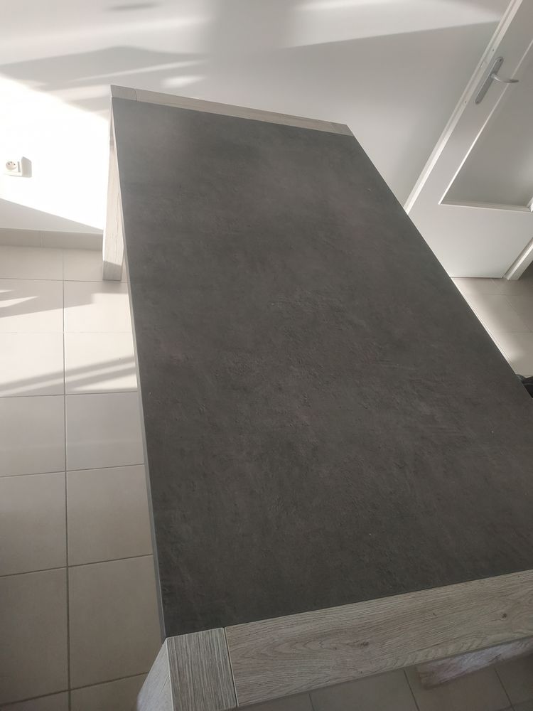 Table � manger 120 Thann (68)