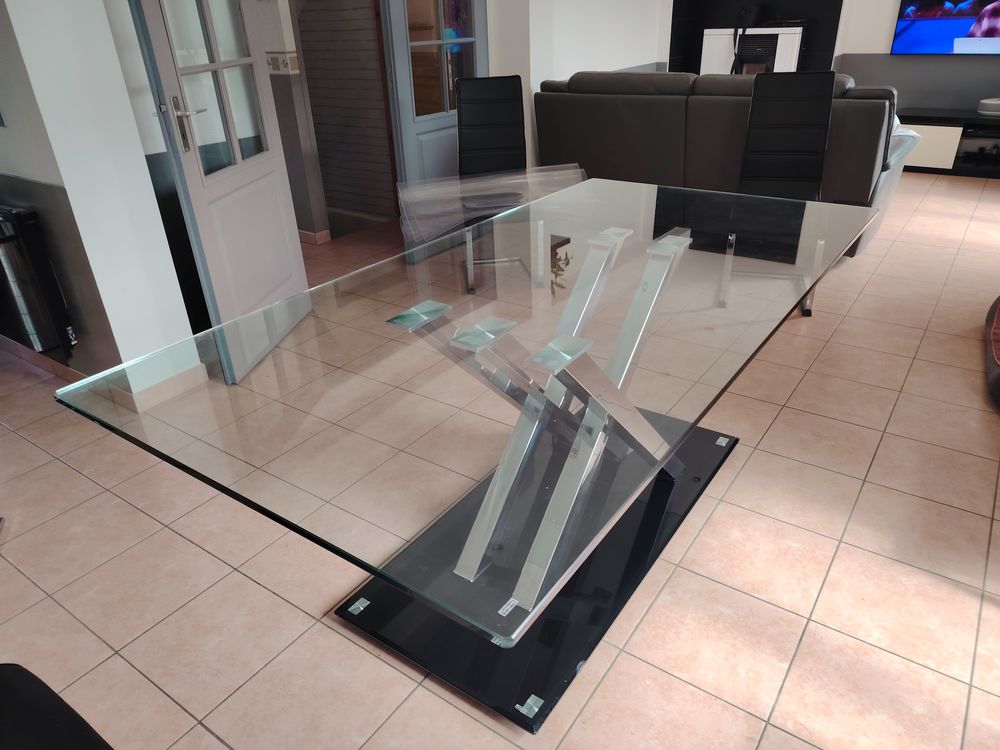 Table a manger 0 Doix (85)