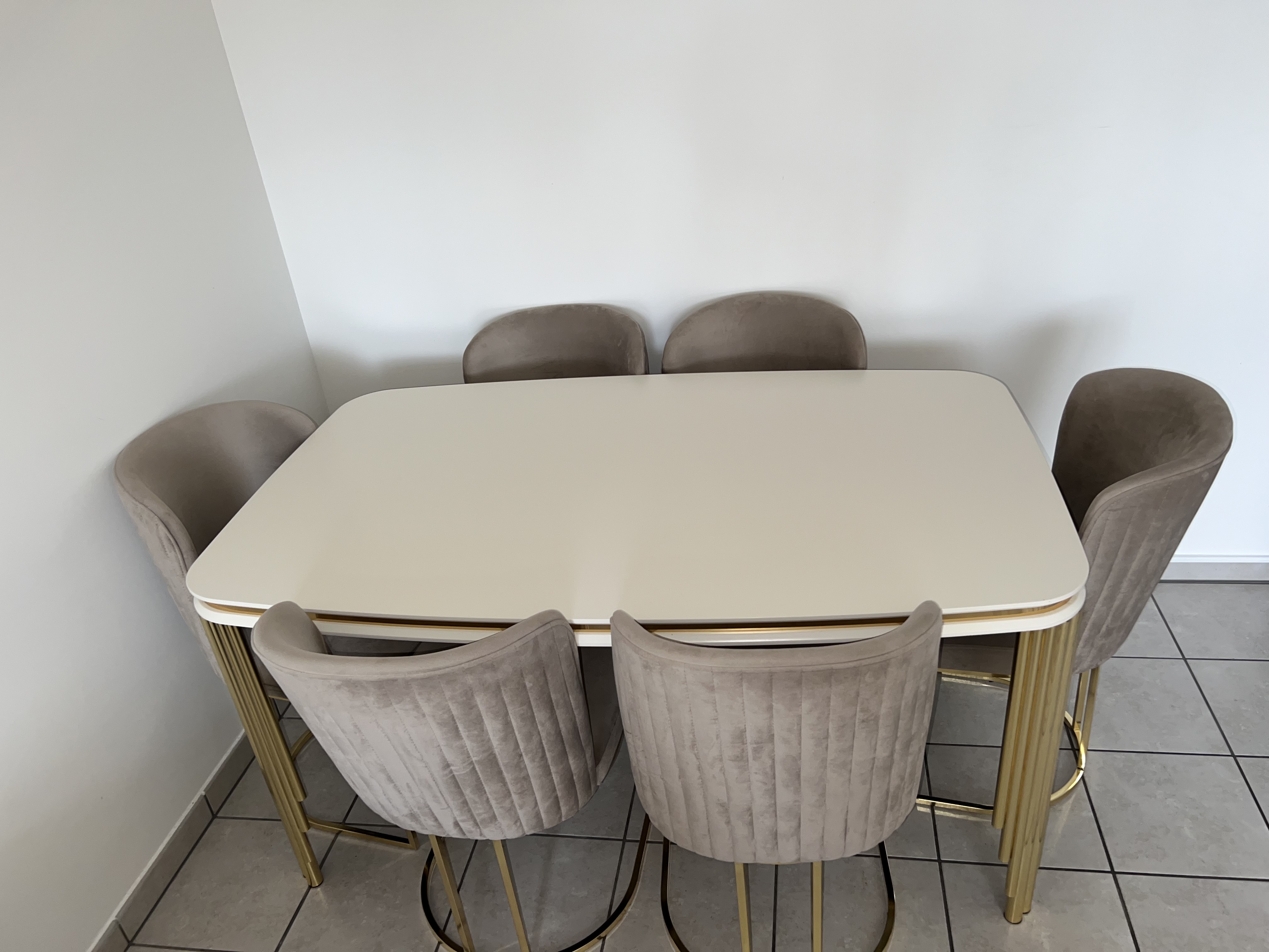 Table � manger 900 Saint-Cergues (74)